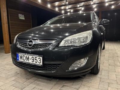 OPEL ASTRA J 1.4 T Cosmo Bővebb információ napokon belül!