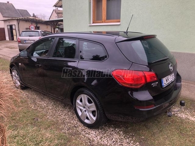 OPEL ASTRA J 1.7 CDTI Sport MAGYARORSZÁGI!VONÓHOROG!AUTÓBESZÁMÍTÁS!