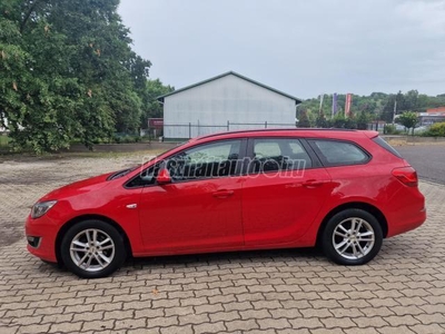 OPEL ASTRA J Sports Tourer 1.4 T Cosmo 1 tulajdonostól!!!