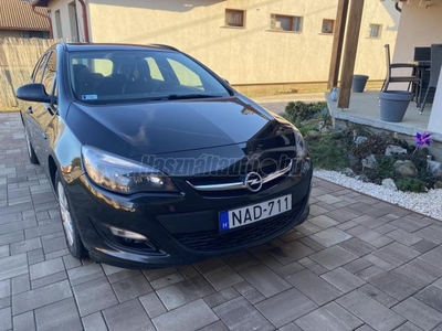 OPEL ASTRA J Sports Tourer 1.6 CDTI Start-Stop Enjoy