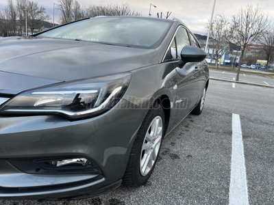 OPEL ASTRA K 1.4 T Enjoy Első tulajdonos. garantált km. végig vezetett szervizkönyv. Thule csomagtartóval