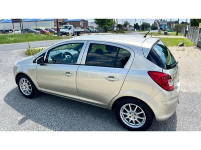 OPEL CORSA D 1.2 Cosmo