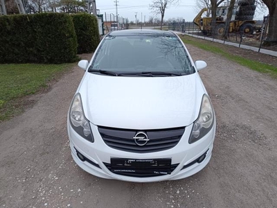 OPEL CORSA D 1.4 Cosmo OPC