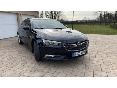 OPEL INSIGNIA Grand Sport 1.5 Business Start Stop Garanciális. szervízkönyves. 34000km