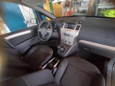 OPEL ZAFIRA B 1.9 CDTI Cosmo