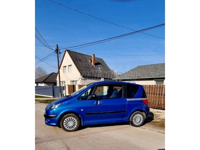 PEUGEOT 1007 1.4 HDi Trendy