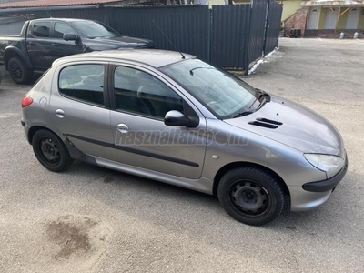 PEUGEOT 206 1.4 Color Line