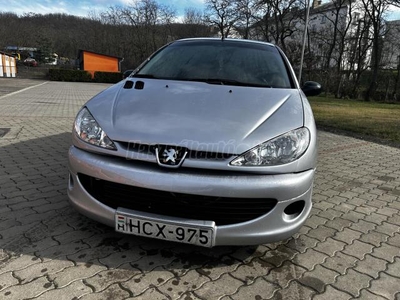 PEUGEOT 206 2.0 GTI