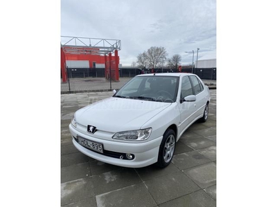 PEUGEOT 306 1.4 XR