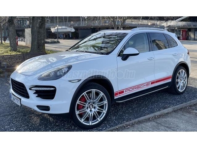 PORSCHE CAYENNE Turbo Tiptronic ic M.o.-i. törésmentes. végig Porsche szervíz