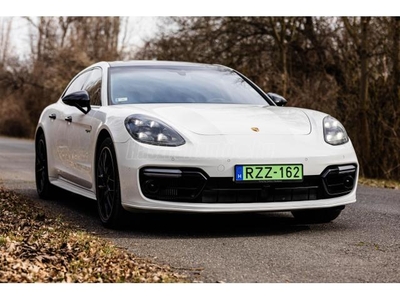 PORSCHE PANAMERA 4 E-Hybrid Sport Turismo PDK