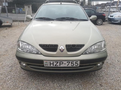 RENAULT MEGANE 1.4 16V Alize Klíma.horog