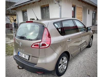 RENAULT SCENIC Scénic 1.5 dCi Expression