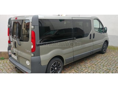 RENAULT TRAFIC 2.5 dCi L2H1 Cool (Automata) Passanger DCI 150