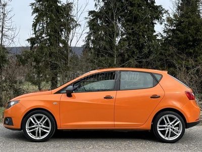 SEAT IBIZA 1.4 16V Sport MO-i! 17 COLL! KLÍMA! TEMPOMAT!