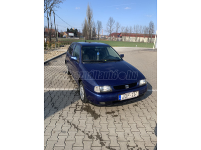 SEAT IBIZA 1.4i E