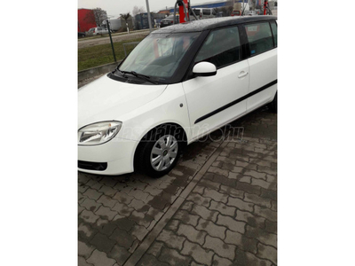 SKODA FABIA Sedan 1.4 16V Elegance