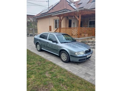 SKODA OCTAVIA 1.6 Classic