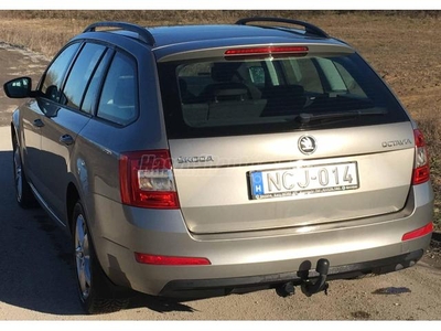 SKODA OCTAVIA Combi 1.4 TSI Elegance