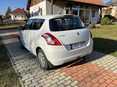 SUZUKI SWIFT 1.2 GL LED AC ESP