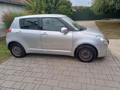 SUZUKI SWIFT 1.3 GLX CD AC