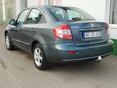 SUZUKI SX4 Sedan 1.6 GLX AC SÉRÜLÉSMENTES. VONÓHOROG. NAGYON SZÉP!