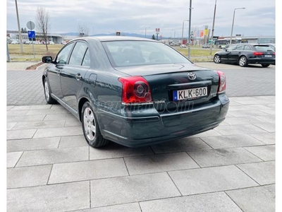 TOYOTA AVENSIS 2.0 D-4D