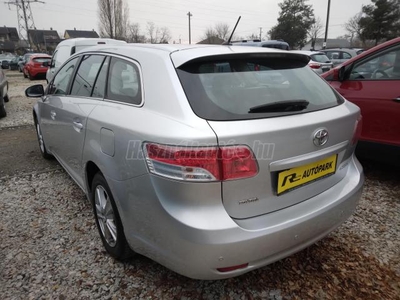 TOYOTA AVENSIS Wagon 1.8 Executive Tempomat!Digitklíma!Parkradar!Kézi 6-os váltó!