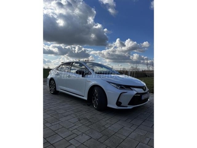 TOYOTA COROLLA 1.8 Hybrid GR-Sport Dynamic e-CVT Első tulajdonostól!!! Garanciális!!!