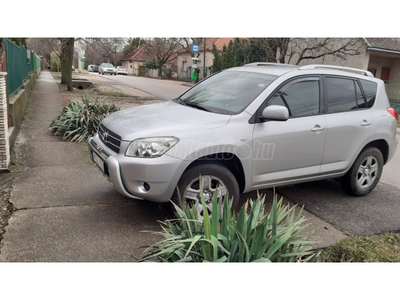 TOYOTA RAV 4 Rav4 2.0 4x4