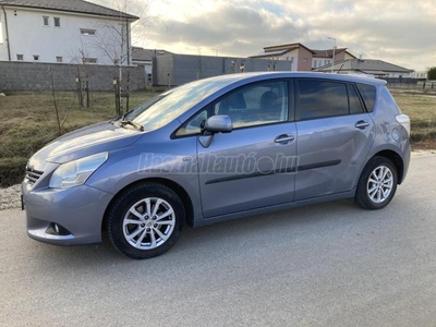 TOYOTA VERSO 1.8 Style Navi