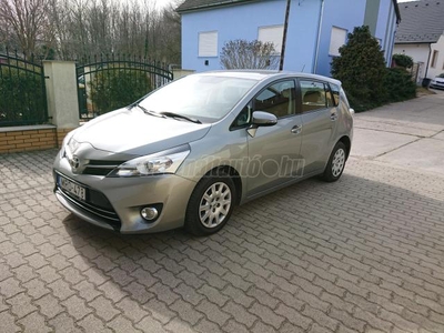 TOYOTA VERSO 2.0 D-4D Active ar2