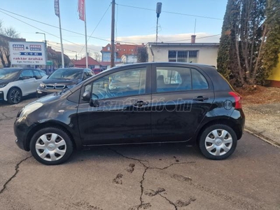 TOYOTA YARIS 1.0 Sol AC