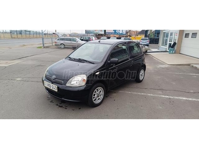 TOYOTA YARIS 1.3 Linea Luna