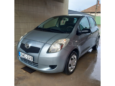 TOYOTA YARIS 1.3 Sol