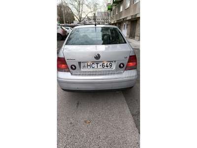 VOLKSWAGEN BORA 1.6 Comfortline