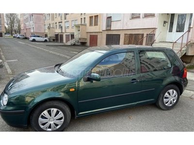 VOLKSWAGEN GOLF III 1.4