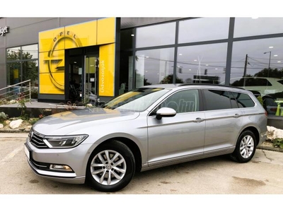 VOLKSWAGEN PASSAT VIII Variant 2.0 TDI BMT SCR Comfortline DSG7 ÁFÁS! Magyarországi! Első tulajdonostól! Végig szervizelt!