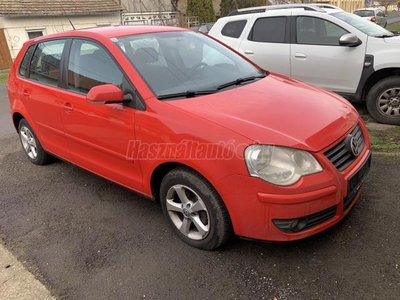 VOLKSWAGEN POLO 1.2 70 12V Trendline