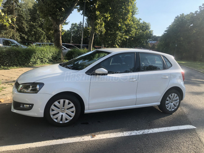 VOLKSWAGEN POLO V 1.2 60 Trendline Friss műszakival. téli-nyári gumikkal!