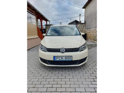 VOLKSWAGEN TOURAN 1.6 CR TDI Comfortline