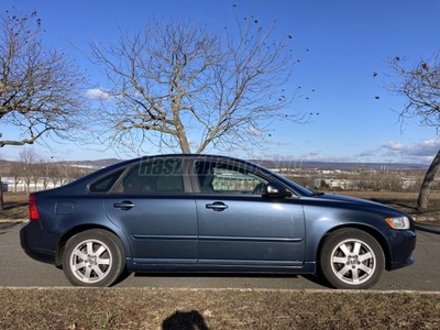 VOLVO S40 1.6 Momentum