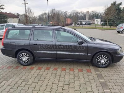 VOLVO V70 2.4 (Automata)