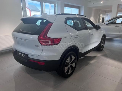 VOLVO XC40 2.0 [B3] MHEV Plus Dark DCT Áfás. nullkilóméteres. azonnal elvihető bemutatóautó !