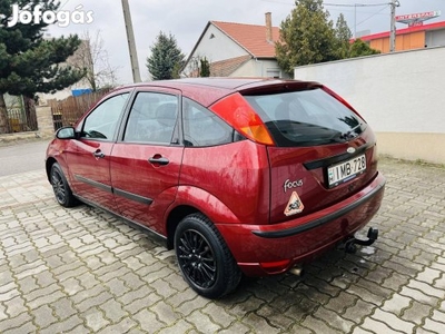 Ford Focus 1.4 Ambiente Friss Műszaki!!!!