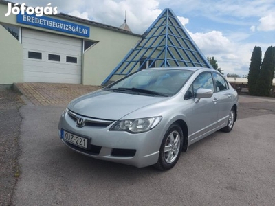 Honda Civic 1.8 Es Magyarországi