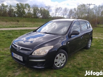 Hyundai i30 1.6 CRDI classic