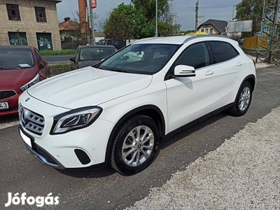 Mercedes-Benz GLA 180 7G-DCT 73290 km! Végig sz...