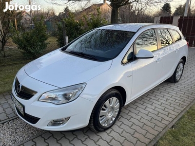 Opel Astra J Sports Tourer 1.4 Selection Magyar...