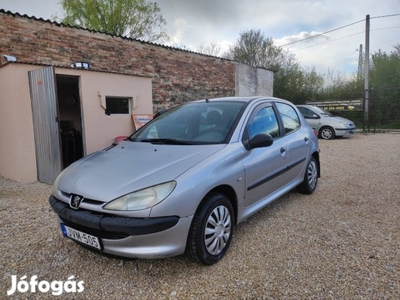 Peugeot 206 144000km! 1.4 benzin megkímélt!